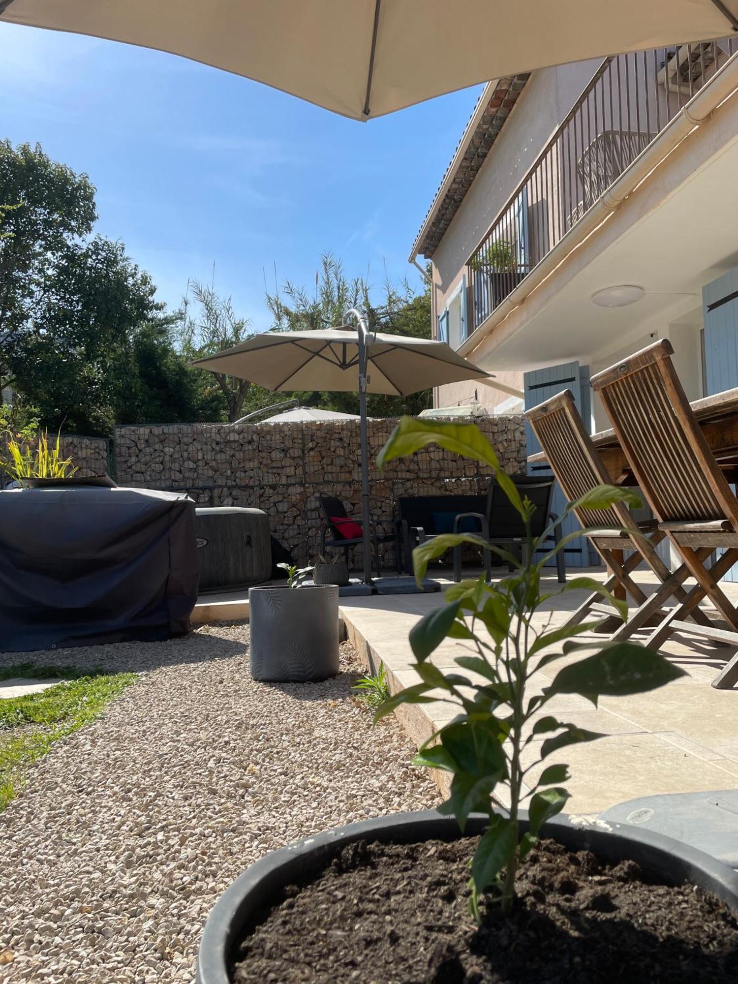 Luva D'Azur, Rez De Villa Le Riou - Le Vallon Le Bar-sur-Loup Exterior photo